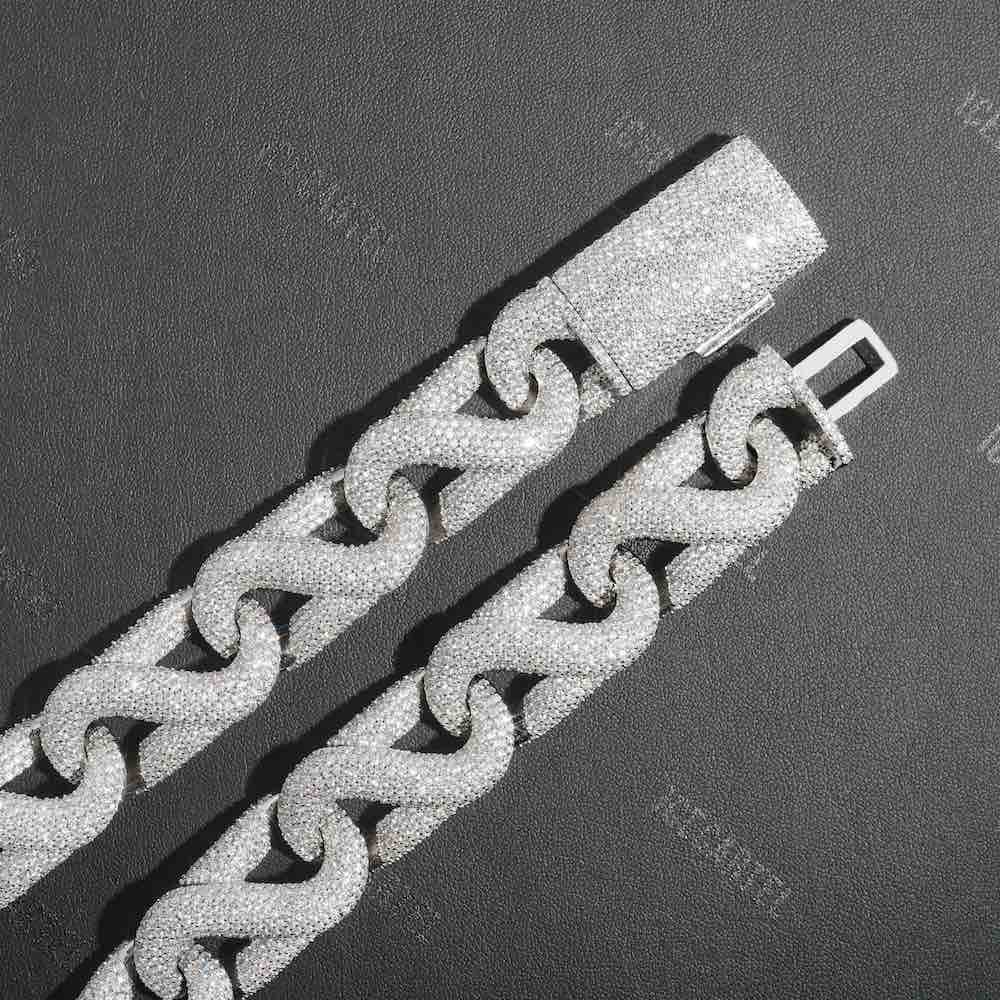 20MM Iced Out Paper Clip Infinity Chain 14K Gold - Image 5