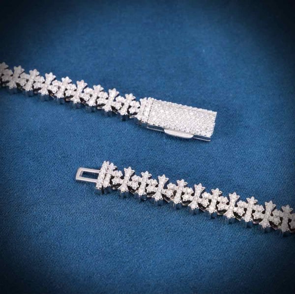 8.5MM Iced Out Cross Link Chain 14K Gold - Image 3