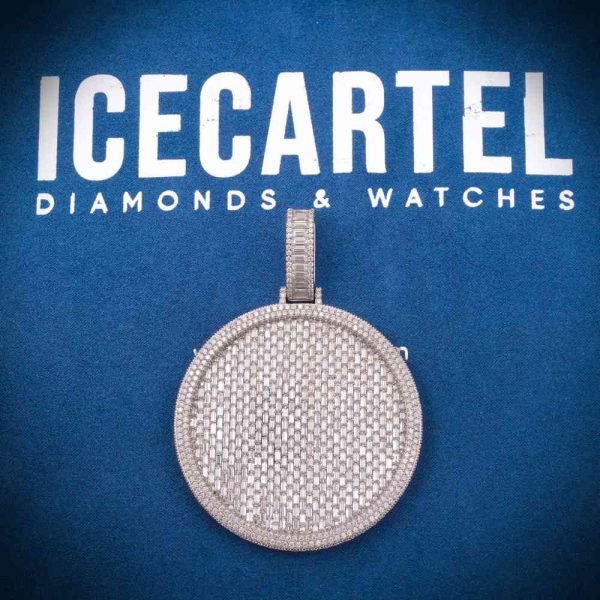 Baguette Face Circle Moissanite Pendant 14K Gold - Image 3
