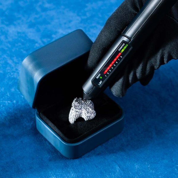 Moissanite Fleur Cross Ring 14K Gold - Image 4