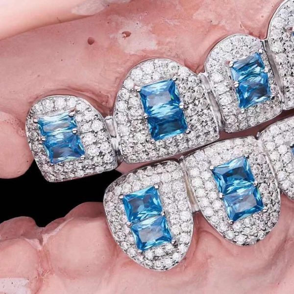 Moissanite Blue Gemstone Grillz - Image 3