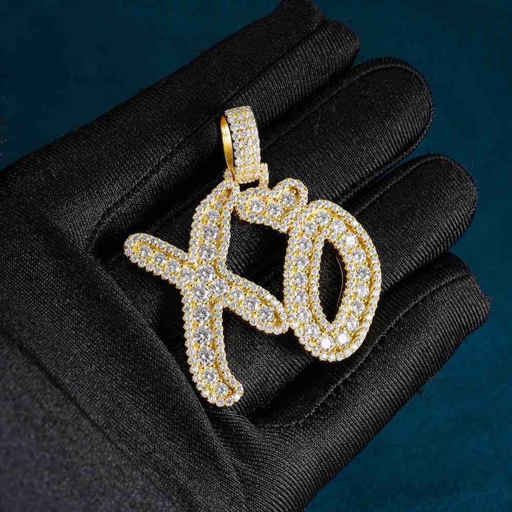 XO Necklace Pendant 14K Gold - Image 3