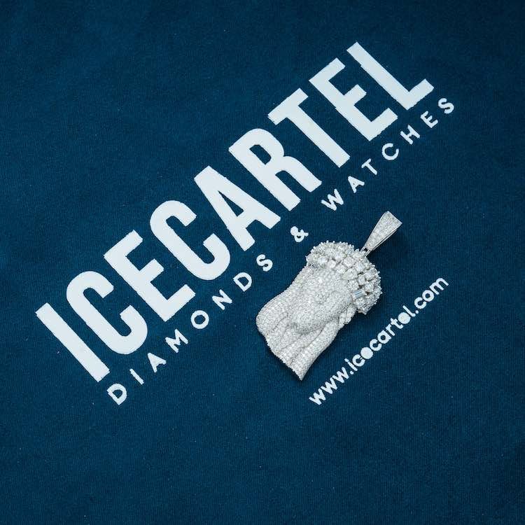 Moissanite Jesus Pendant 14K Gold - Image 6