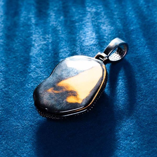 Black Moissanite Scream Pendant 14K Gold - Image 7