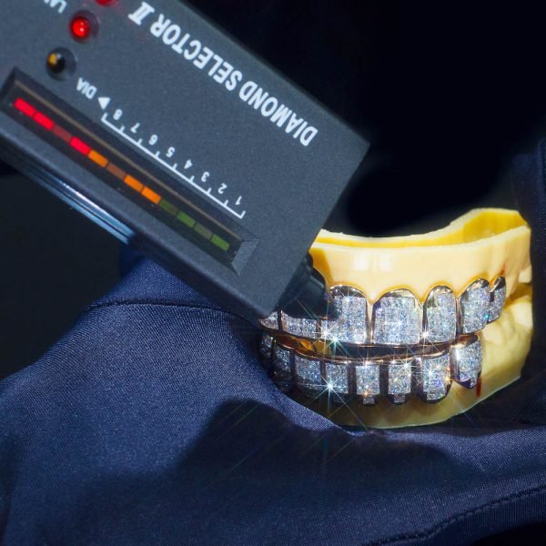 8 on 8 VVS Baguette Moissanite Diamond Grillz - Image 4