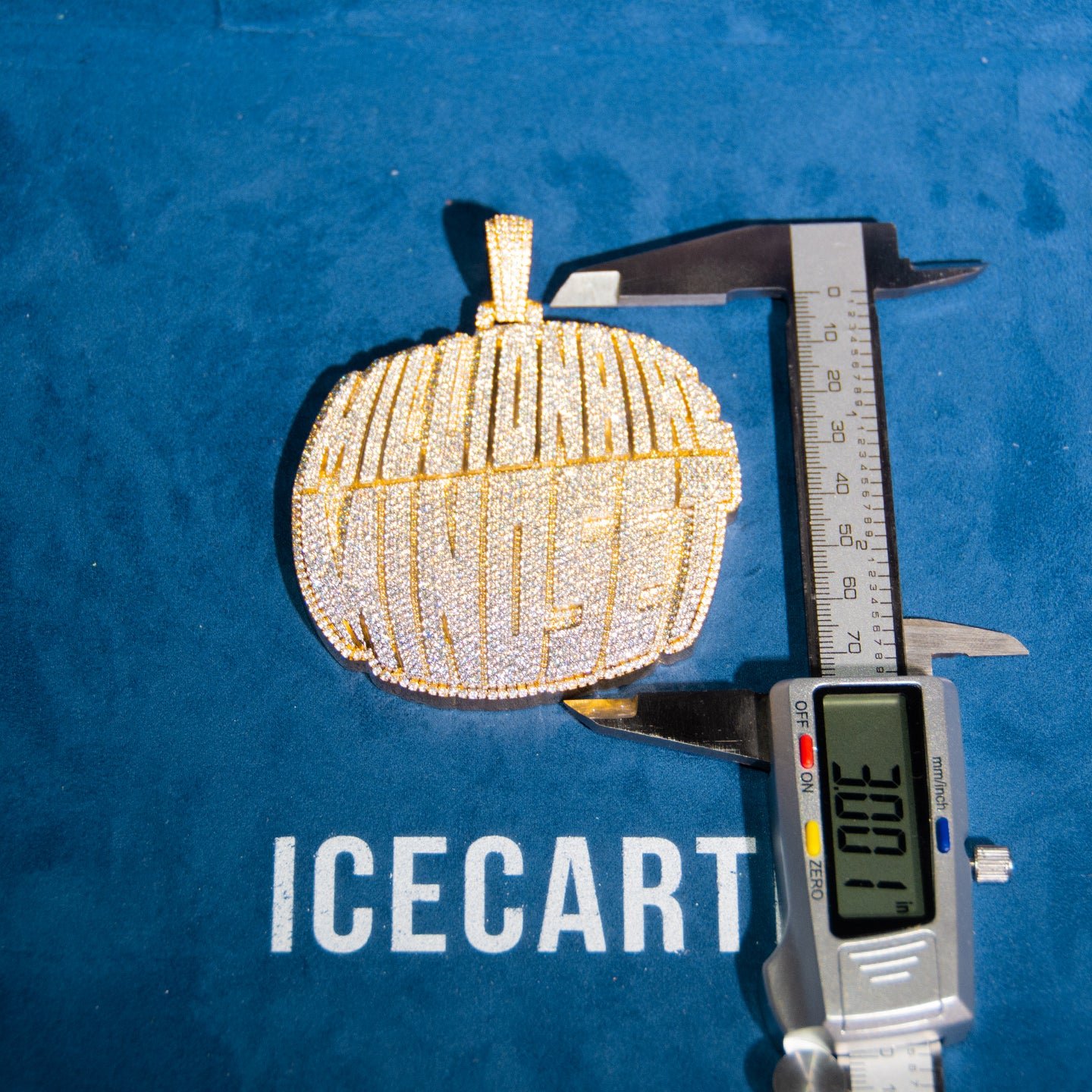 "MILLIONAIRE MINDSET" Custom Moissanite Round Pendant 10K Yellow Gold - Image 4